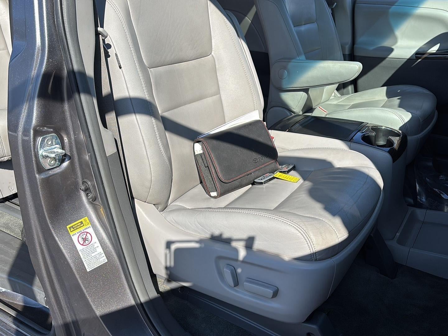 2017 Toyota Sienna XLE 8-Passenger