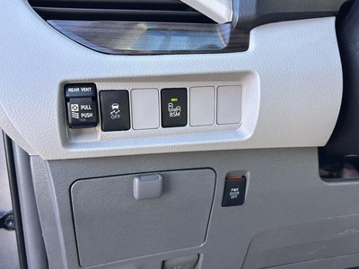 2017 Toyota Sienna XLE 8-Passenger