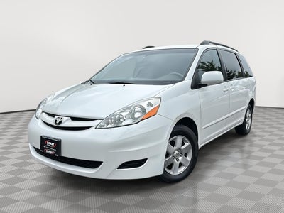 2009 Toyota Sienna XLE