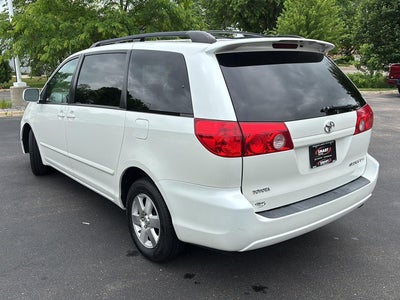 2009 Toyota Sienna XLE