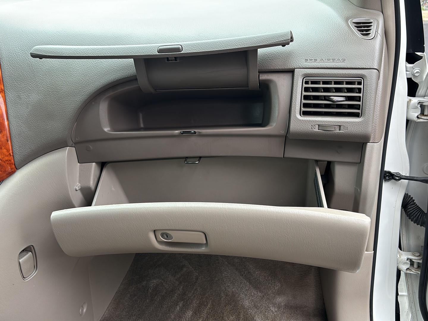 2009 Toyota Sienna XLE