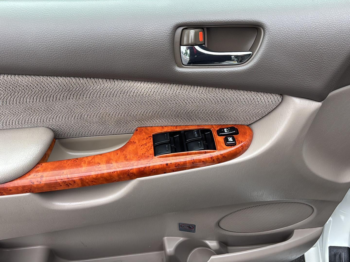 2009 Toyota Sienna XLE