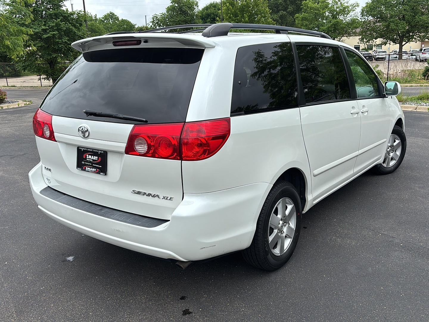 2009 Toyota Sienna XLE