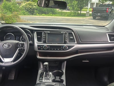 2016 Toyota Highlander LE Plus