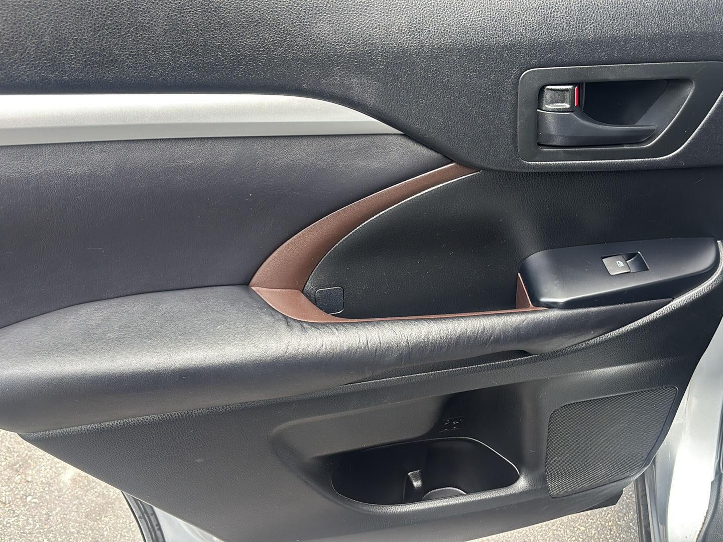 2016 Toyota Highlander LE Plus