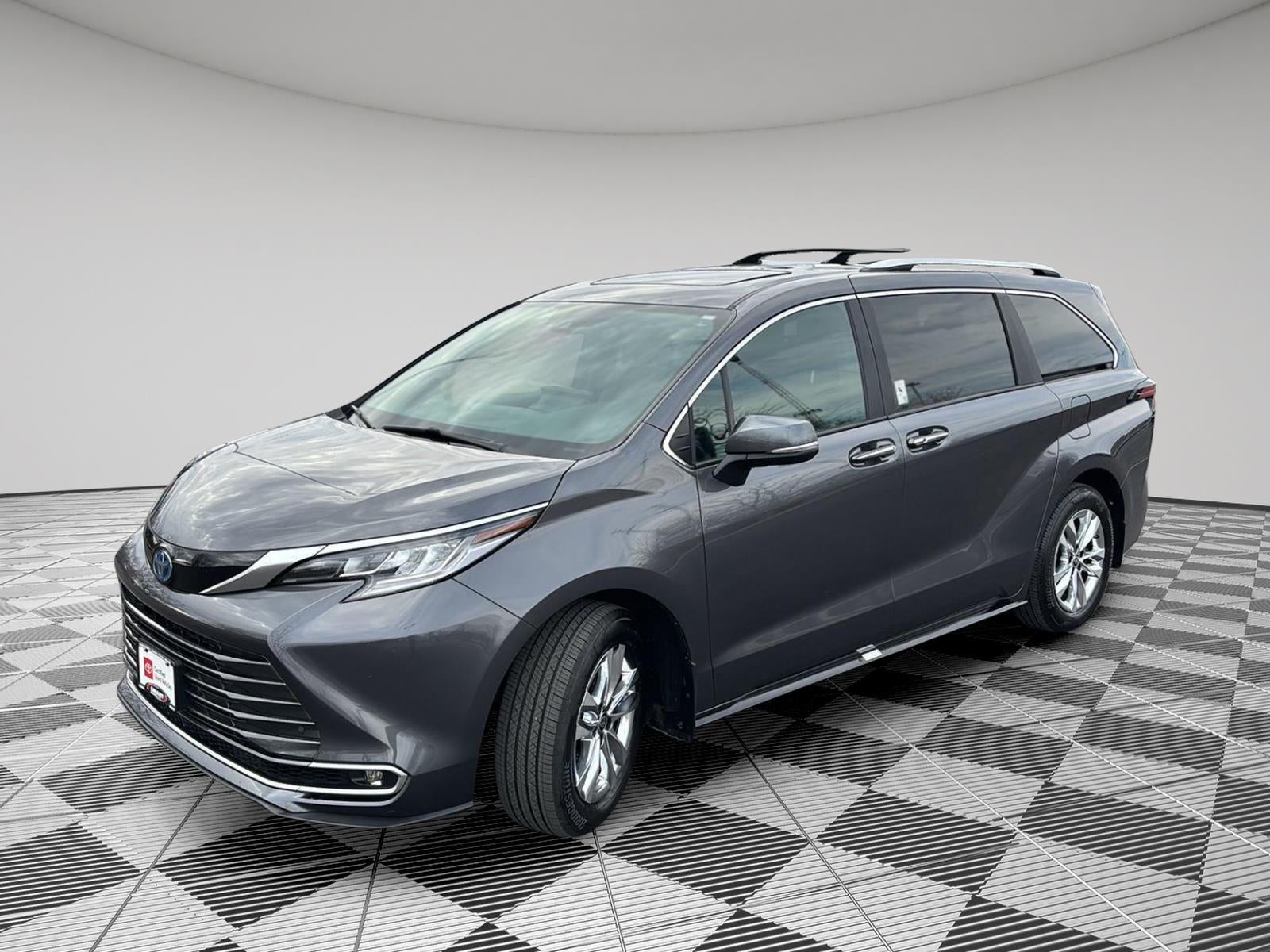 2025 Toyota Sienna Limited 7-Passenger