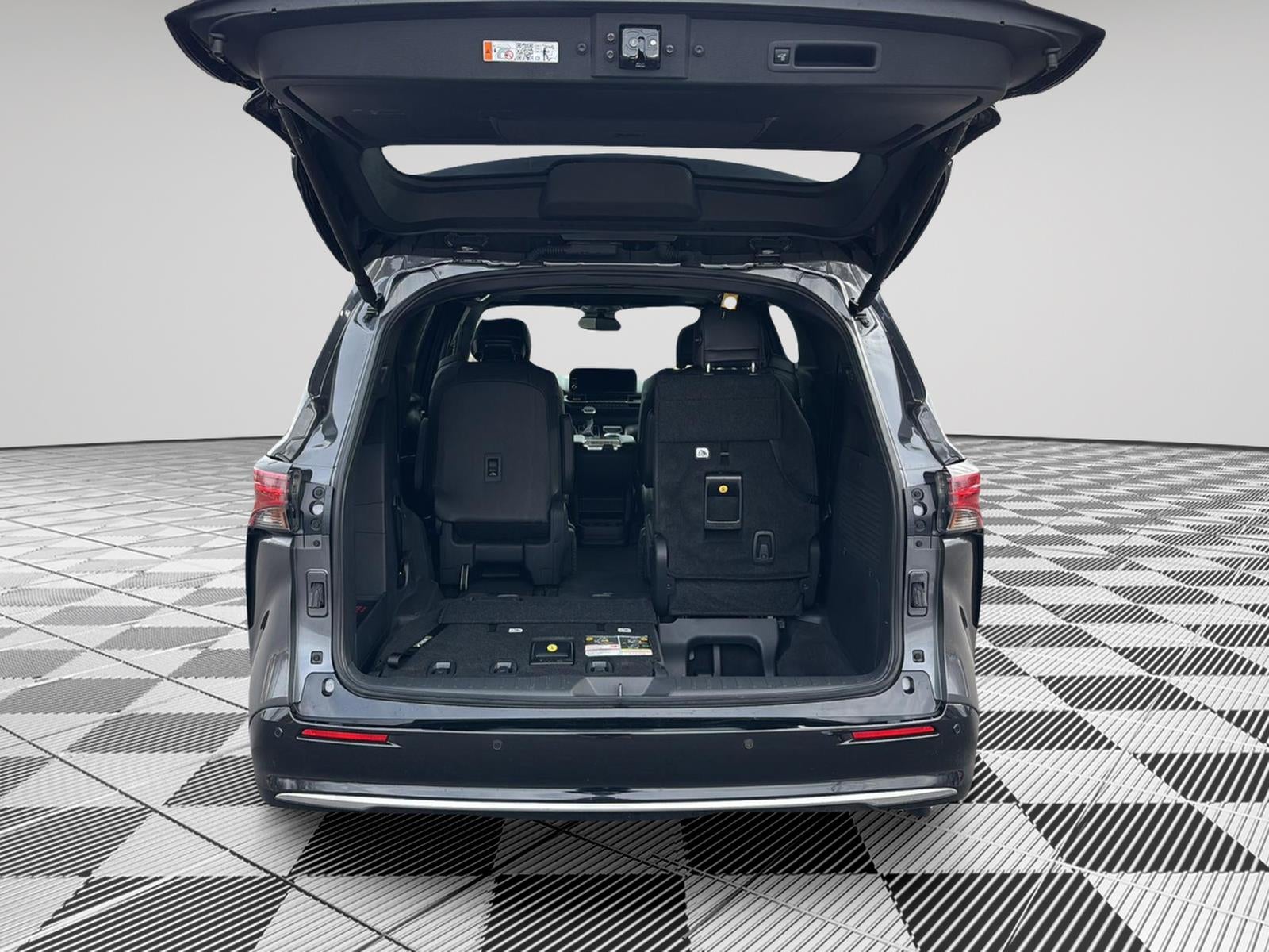 2025 Toyota Sienna Limited 7-Passenger