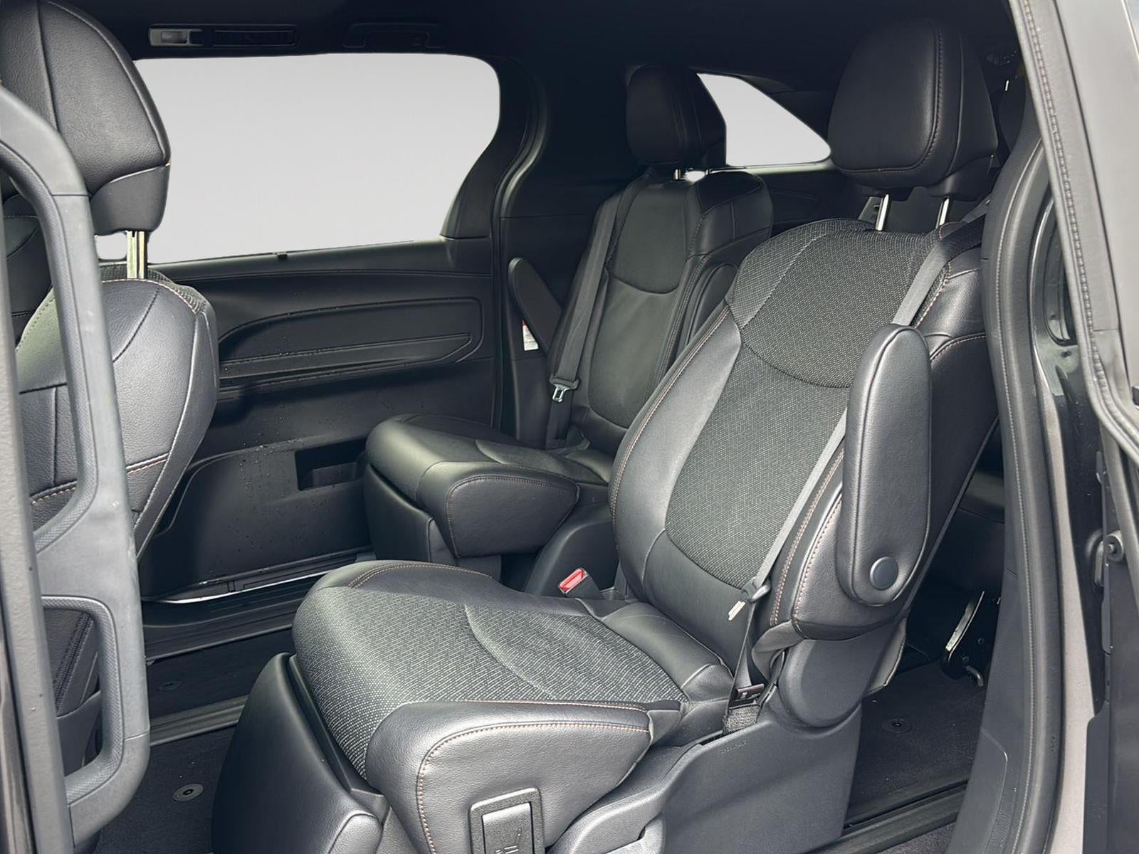 2025 Toyota Sienna Limited 7-Passenger