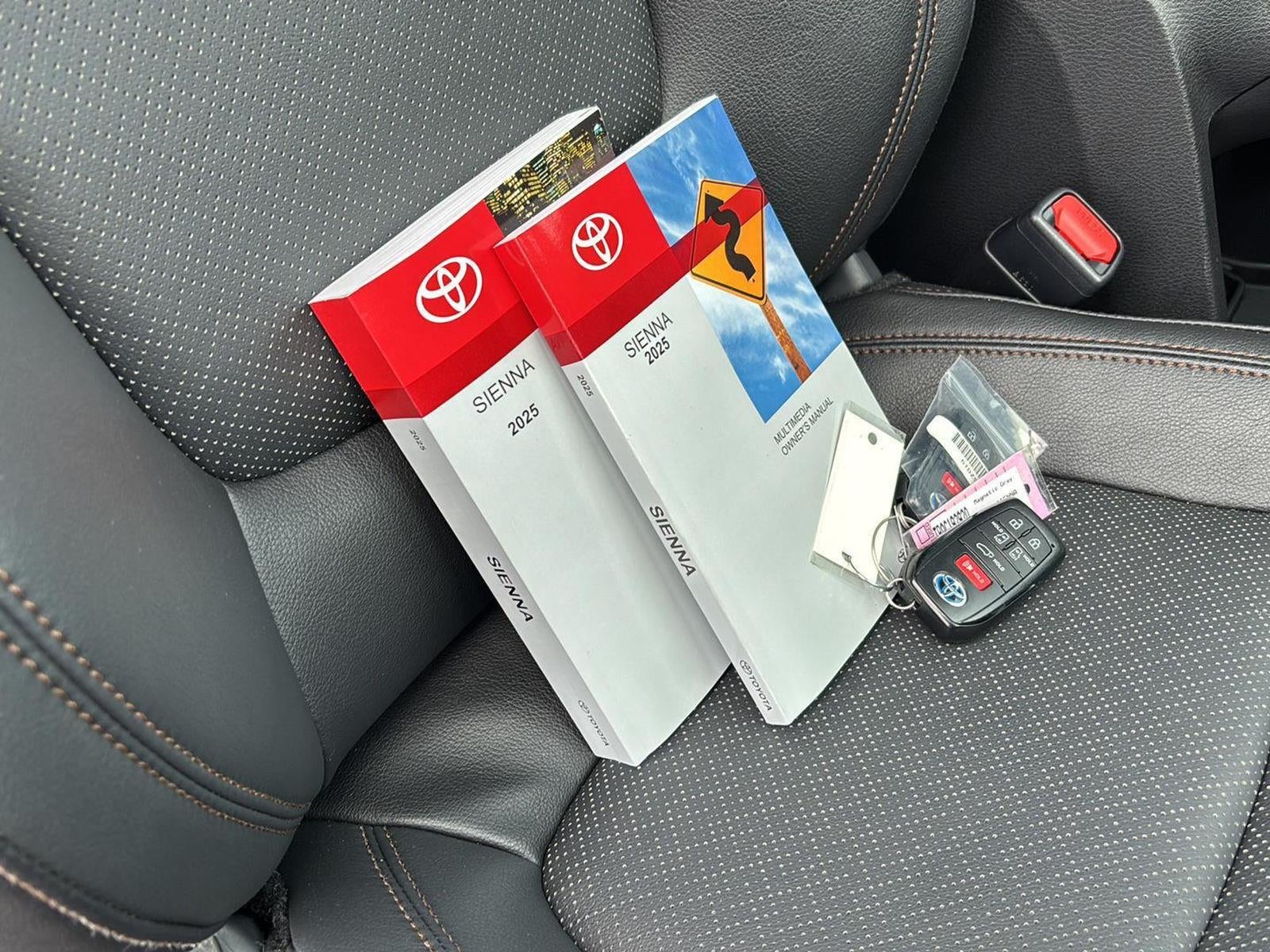 2025 Toyota Sienna Limited 7-Passenger