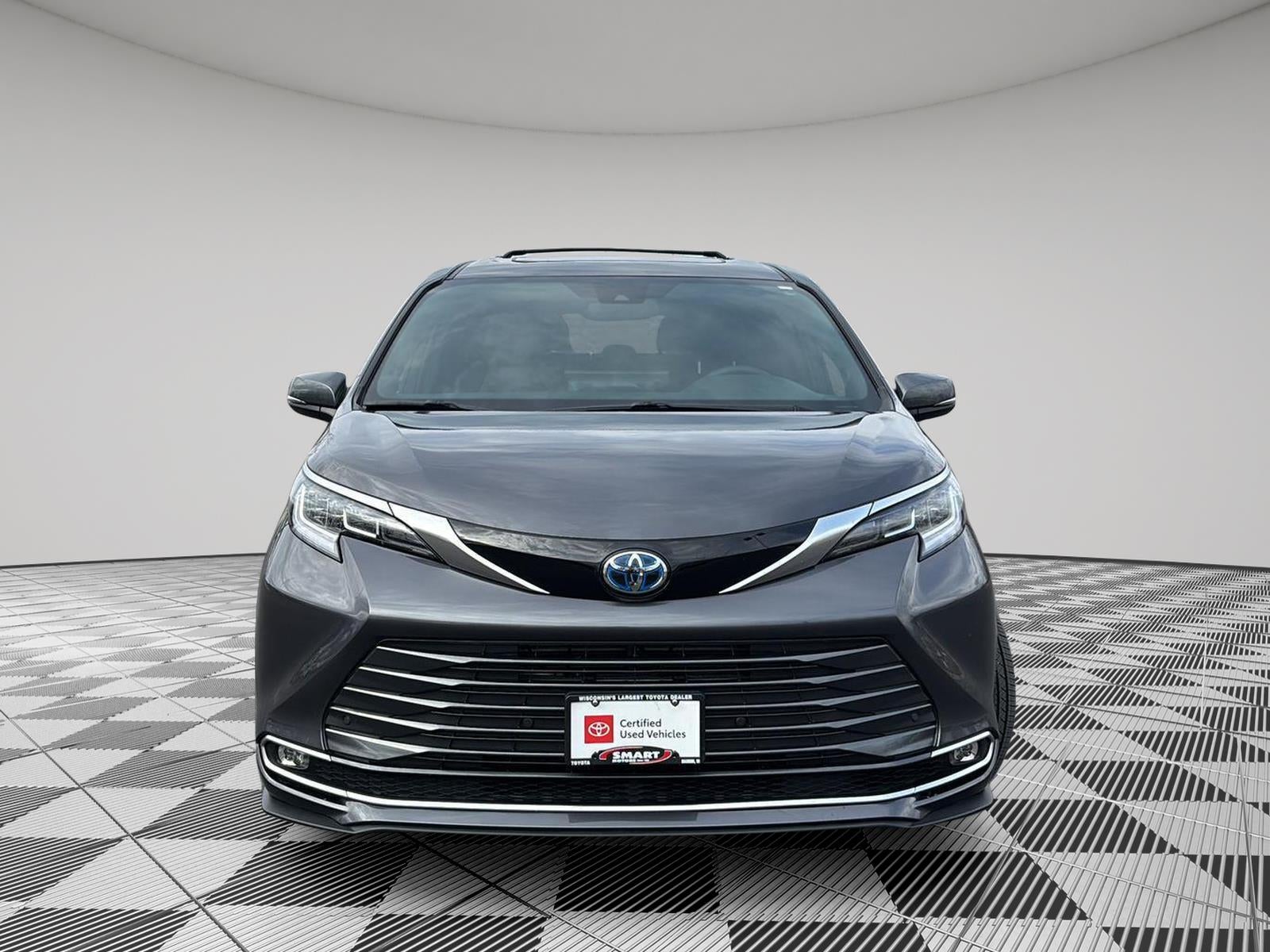 2025 Toyota Sienna Limited 7-Passenger