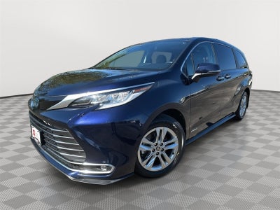 2021 Toyota Sienna Limited 7-Passenger