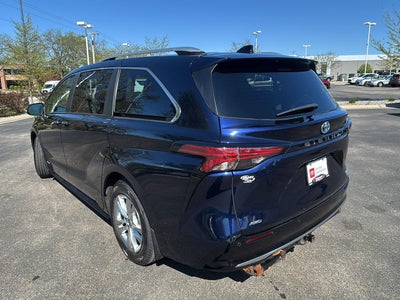 2021 Toyota Sienna Limited 7-Passenger