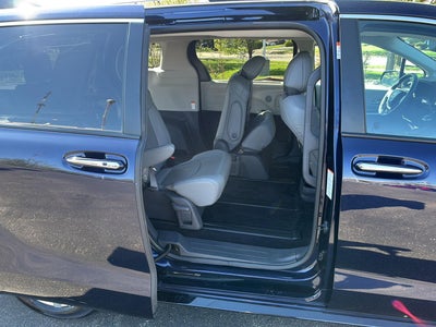 2021 Toyota Sienna Limited 7-Passenger