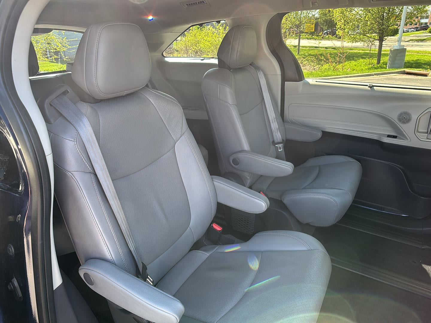 2021 Toyota Sienna Limited 7-Passenger