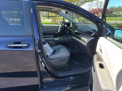 2021 Toyota Sienna Limited 7-Passenger