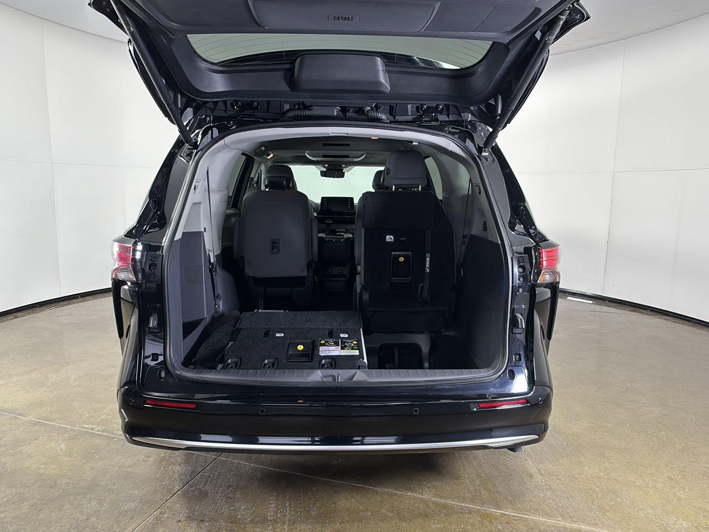 2024 Toyota Sienna Limited 7-Passenger