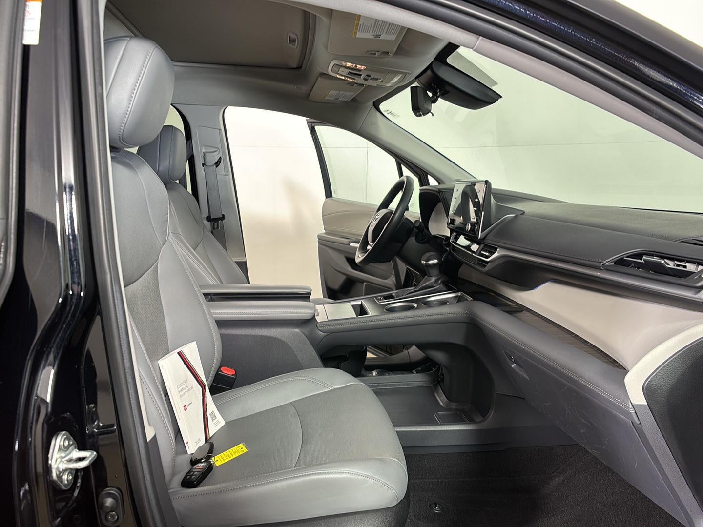2024 Toyota Sienna Limited 7-Passenger