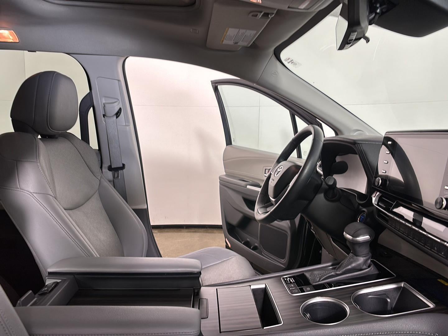 2024 Toyota Sienna Limited 7-Passenger