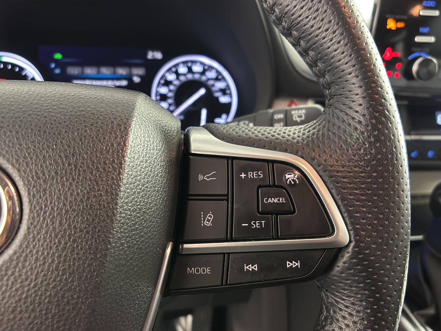 2024 Toyota Sienna Limited 7-Passenger