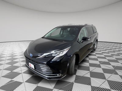 2024 Toyota Sienna Limited 7-Passenger