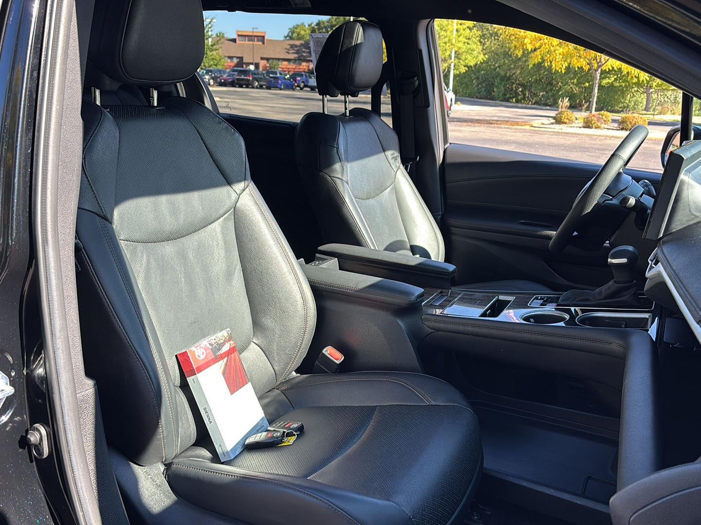 2025 Toyota Sienna Limited 7-Passenger