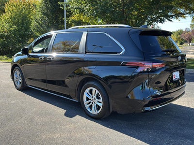 2025 Toyota Sienna Limited 7-Passenger