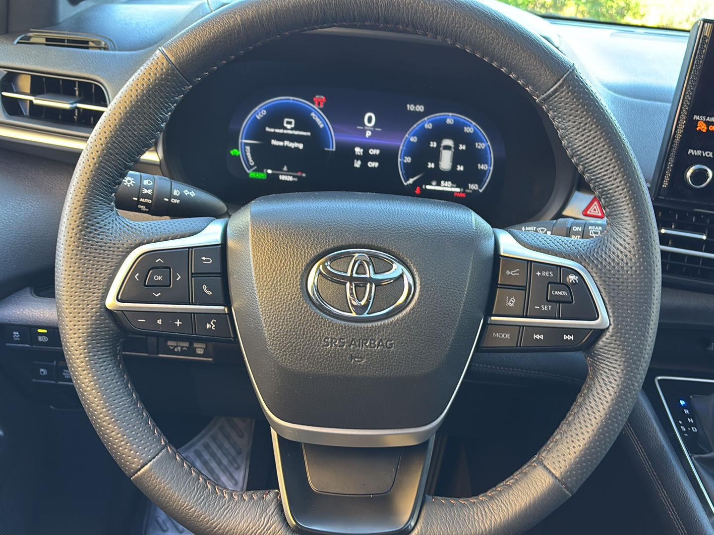 2025 Toyota Sienna Limited 7-Passenger