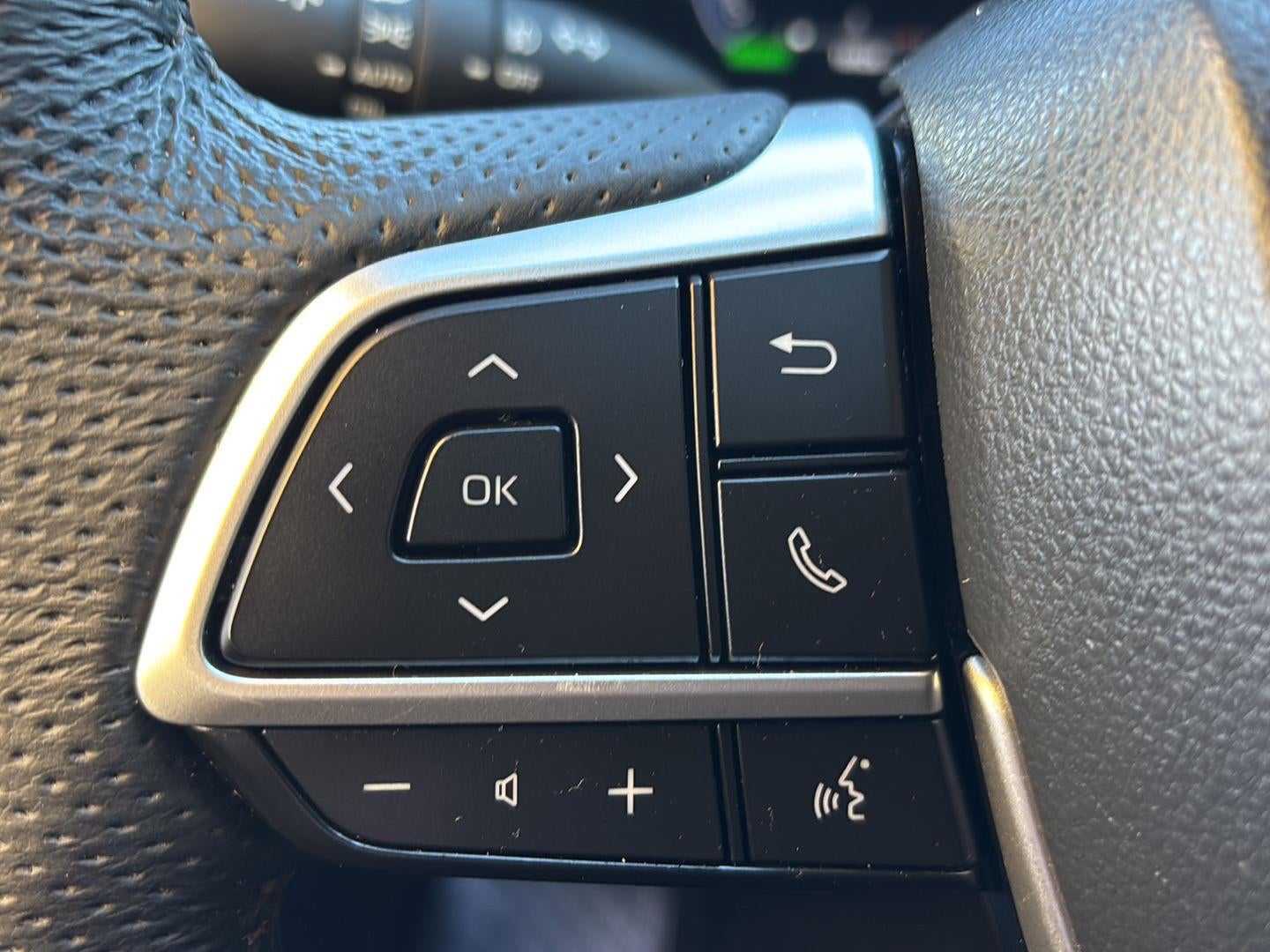 2025 Toyota Sienna Limited 7-Passenger