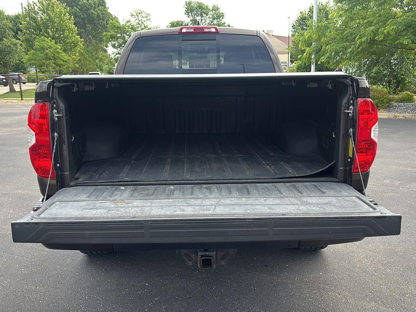 2020 Toyota TUNDRA Limited