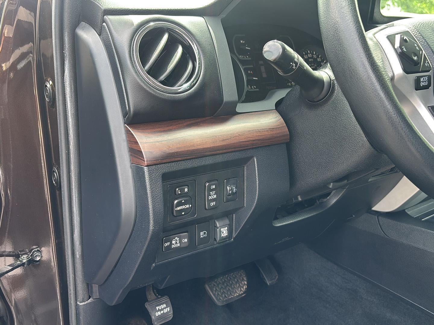 2020 Toyota TUNDRA Limited