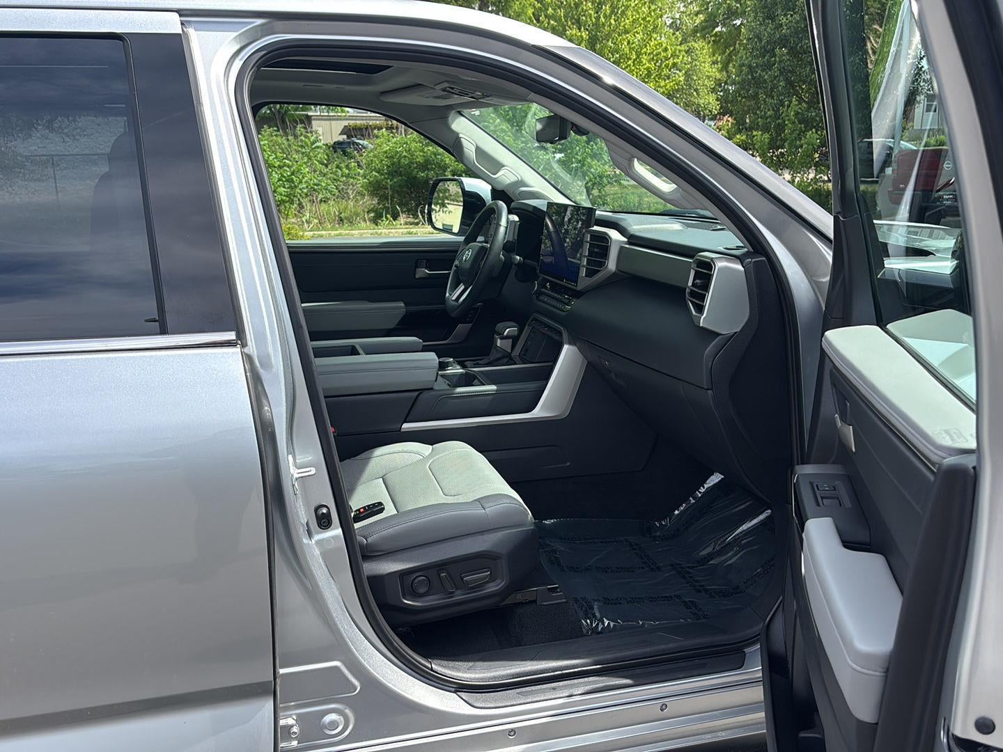 2022 Toyota Tundra Limited HV