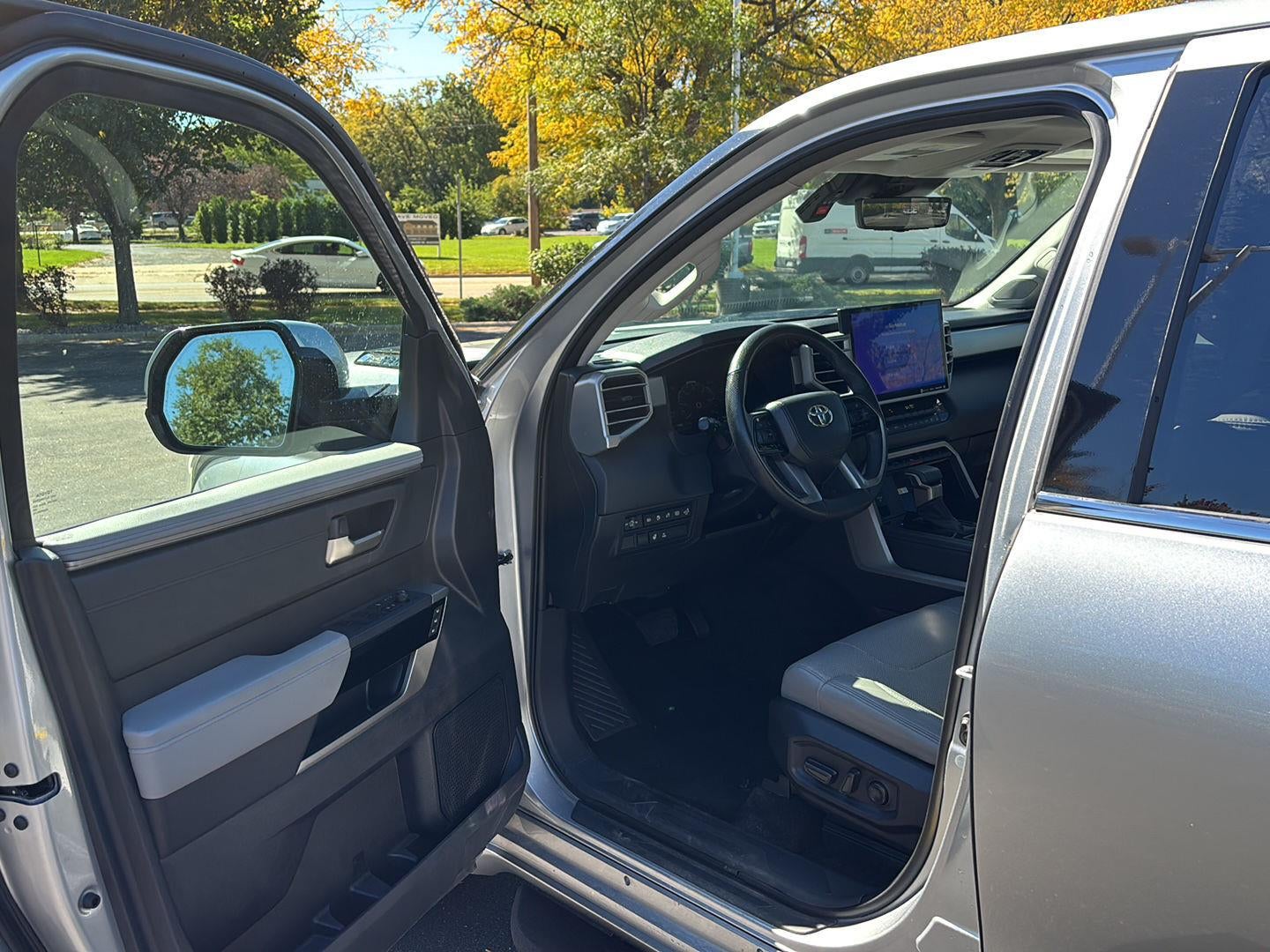 2022 Toyota Tundra Limited HV