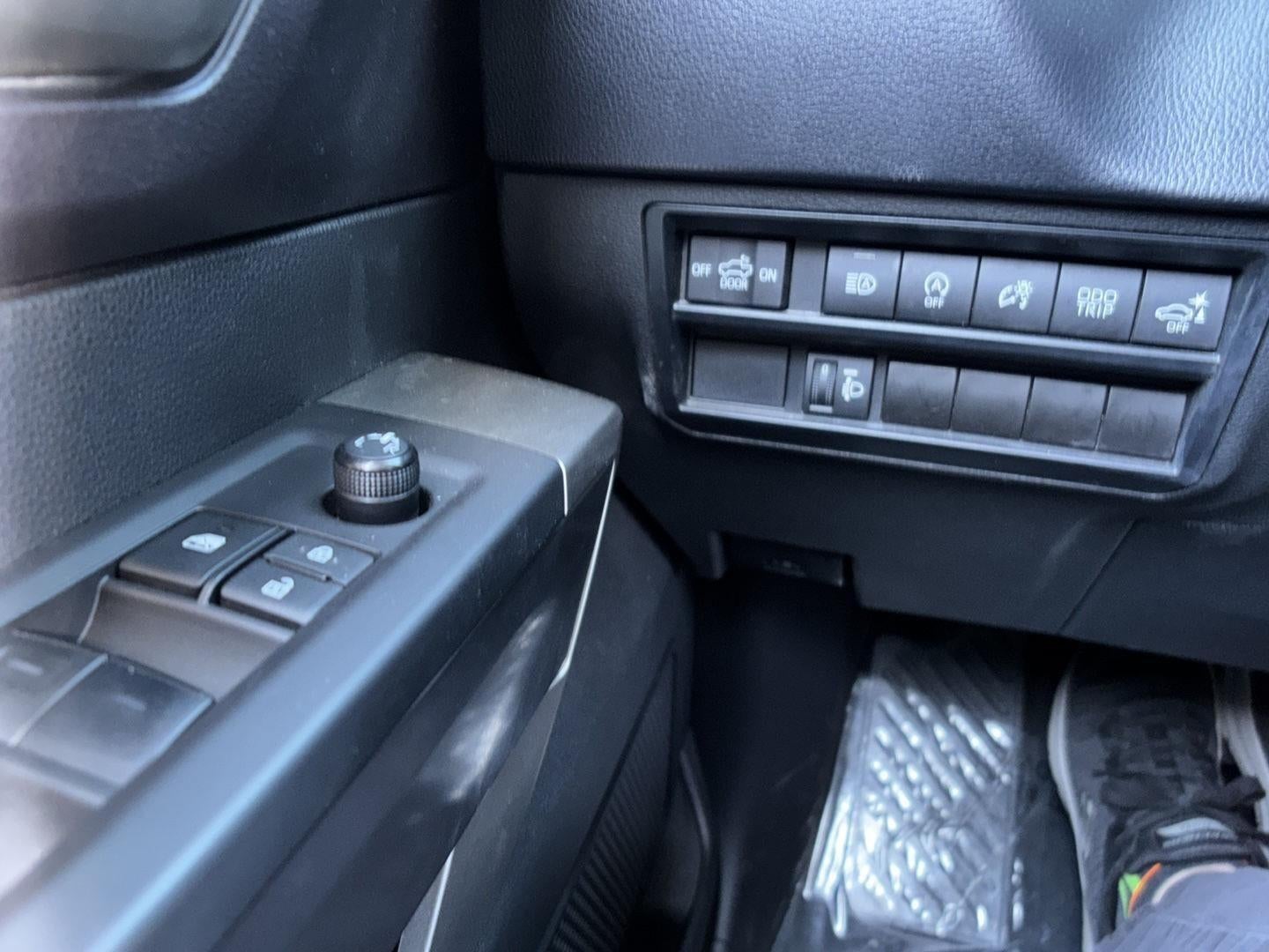 2023 Toyota Tundra SR5