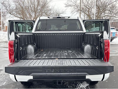 2022 Toyota Tundra SR5 CREW