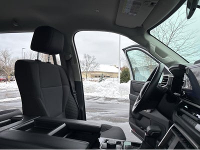 2022 Toyota Tundra SR5 CREW