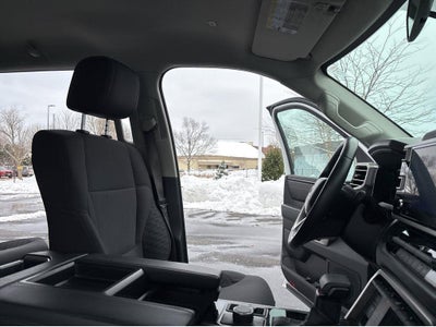 2022 Toyota Tundra SR5 CREW