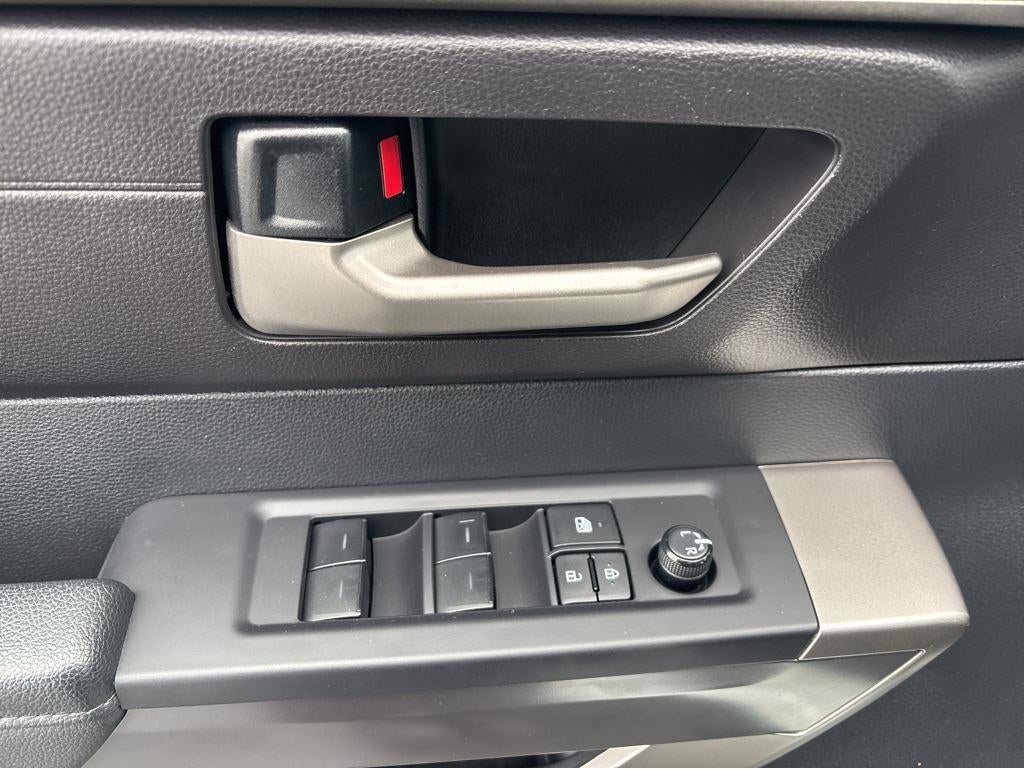 2022 Toyota Tundra SR5 CREW