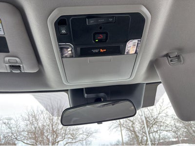 2022 Toyota Tundra SR5 CREW