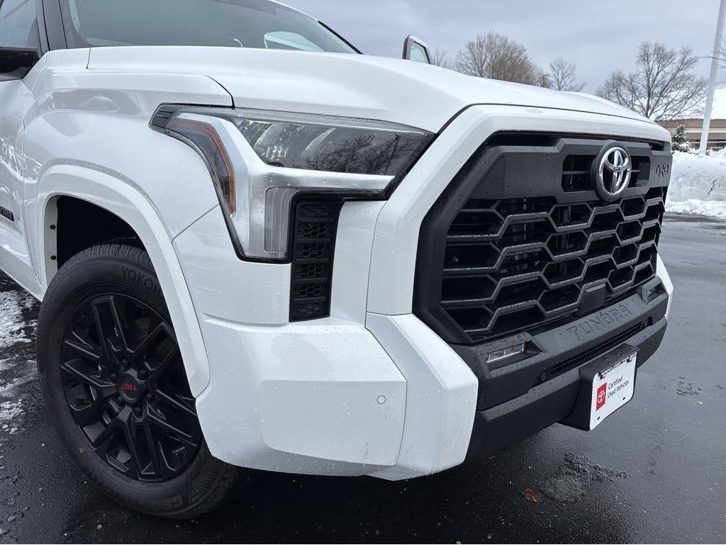 2022 Toyota Tundra SR5 CREW