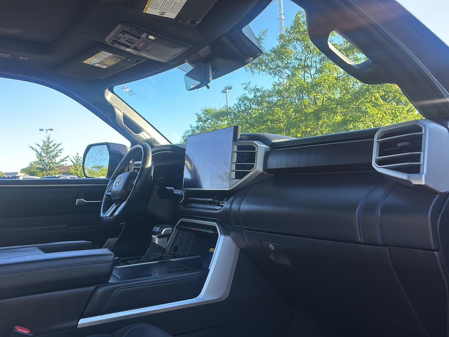 2022 Toyota Tundra Platinum HV