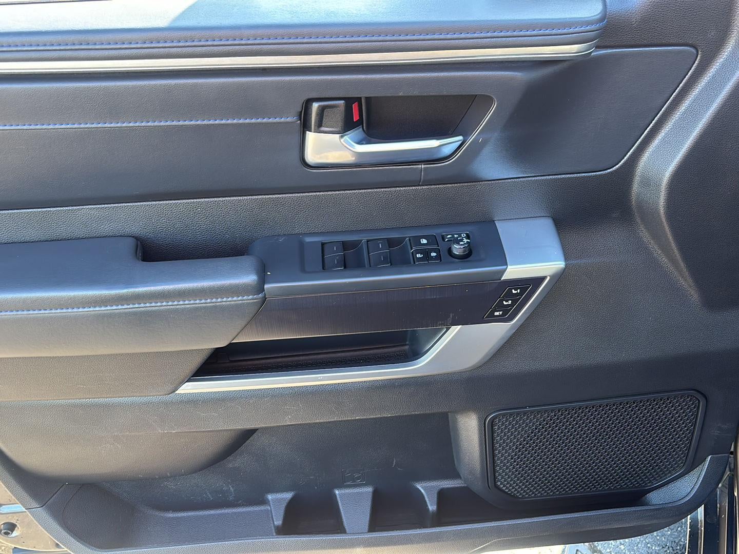 2022 Toyota Tundra Platinum HV