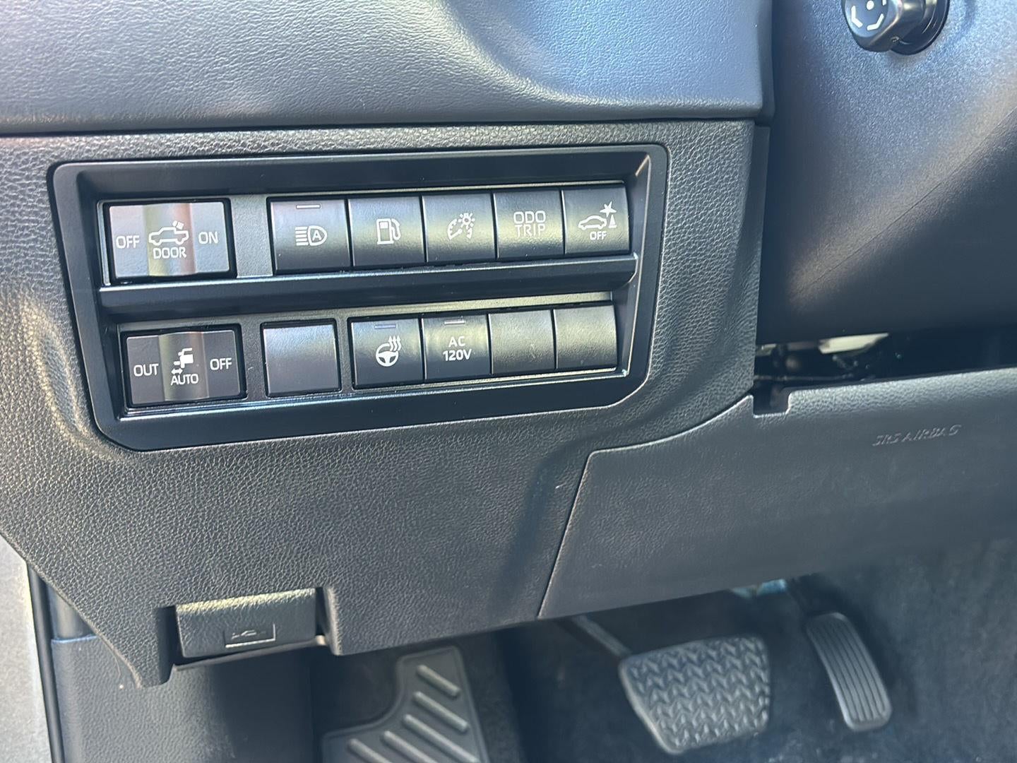 2022 Toyota Tundra Platinum HV