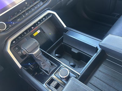 2022 Toyota Tundra Platinum HV