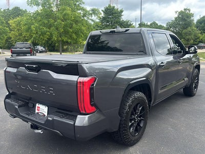 2022 Toyota Tundra Platinum HV