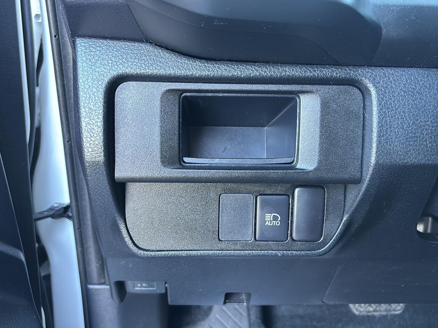 2019 Toyota Tacoma SR V6