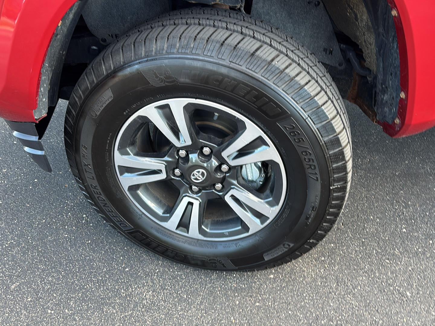 2017 Toyota Tacoma TRD Sport