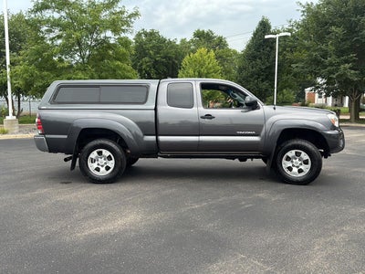 2015 Toyota Tacoma 4WD Access Cab V6 AT (Natl)