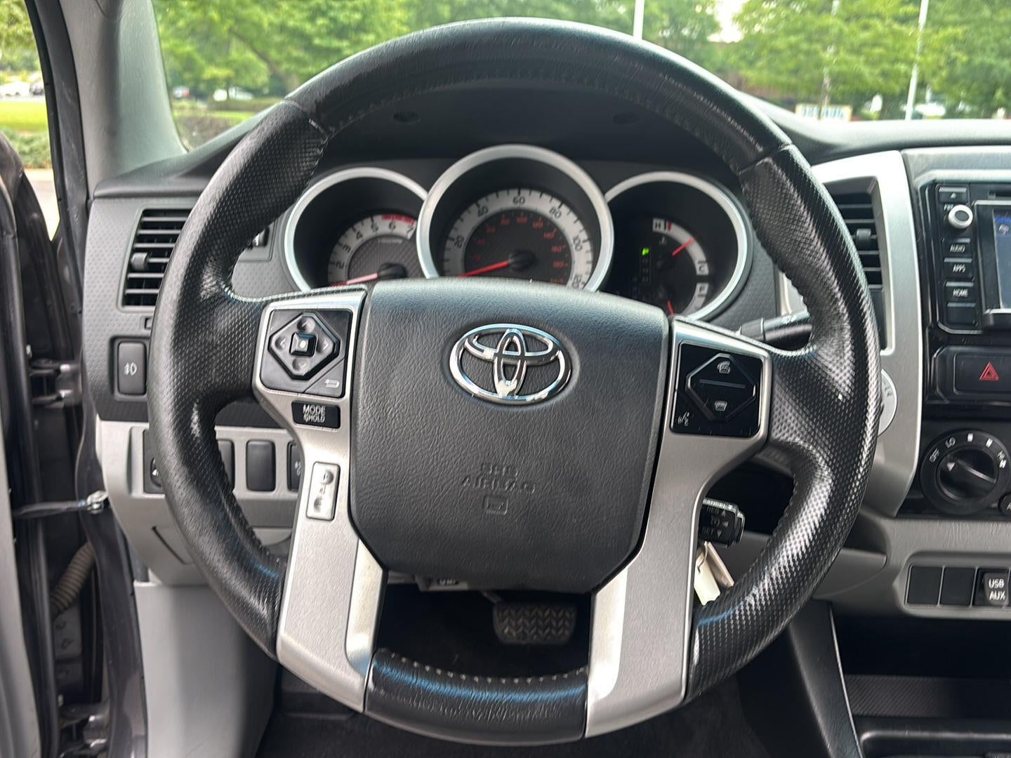 2015 Toyota Tacoma 4WD Access Cab V6 AT (Natl)