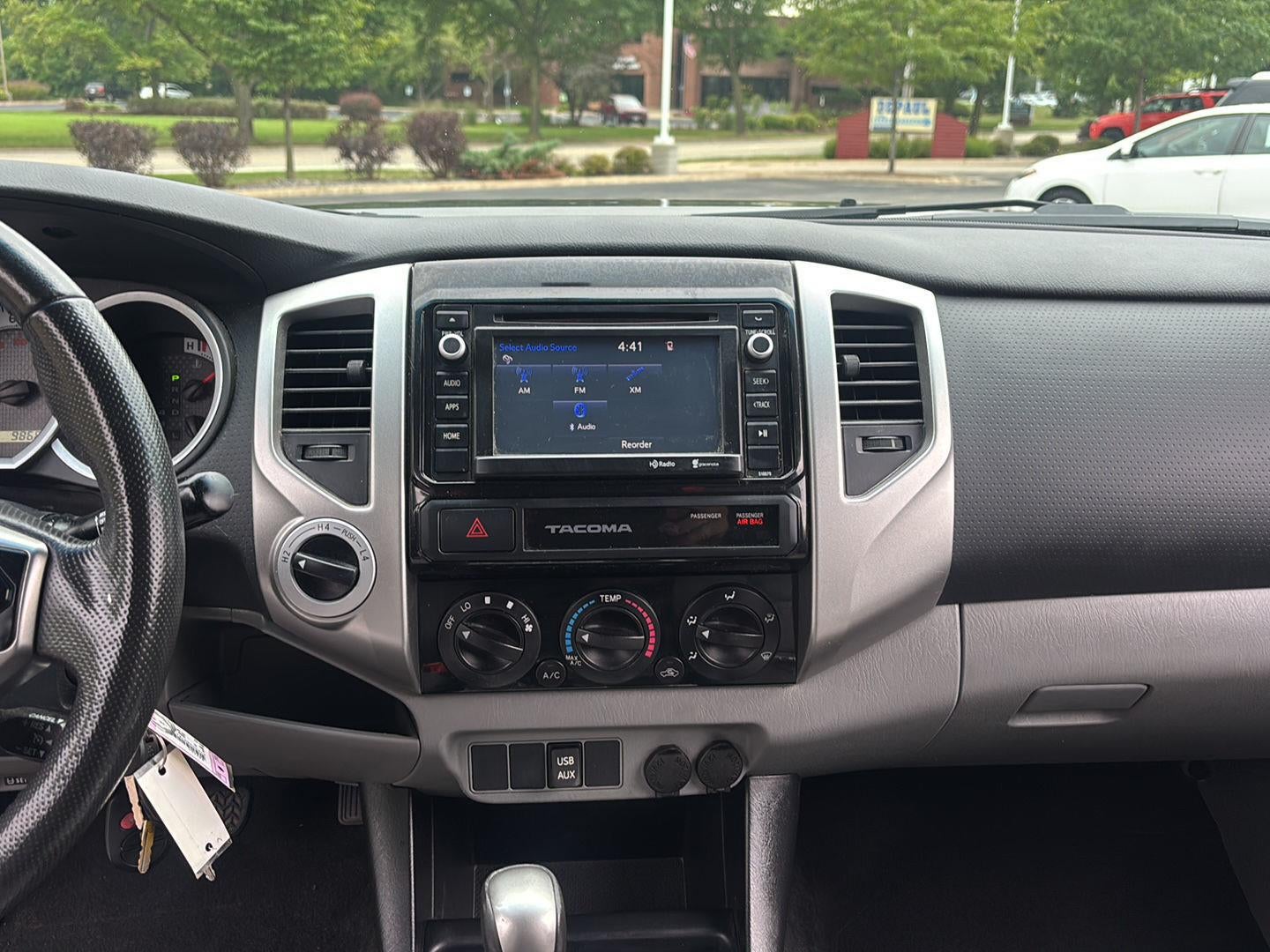 2015 Toyota Tacoma 4WD Access Cab V6 AT (Natl)