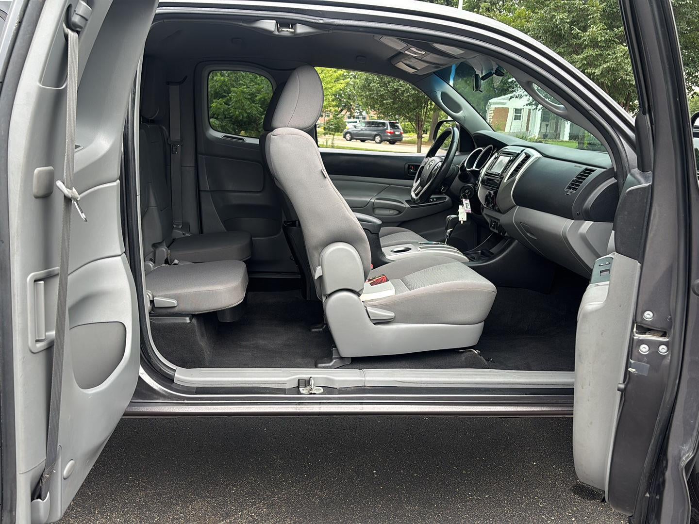 2015 Toyota Tacoma 4WD Access Cab V6 AT (Natl)